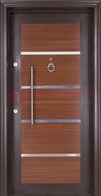 Коричневая входная дверь c МДФ панелью ЧД-27 в частный дом в Омске