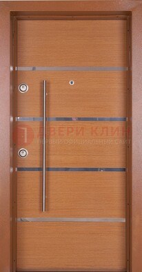 Коричневая входная дверь c МДФ панелью ЧД-35 в частный дом в Омске