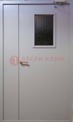 Белая железная дверь ДПД-4 в Омске