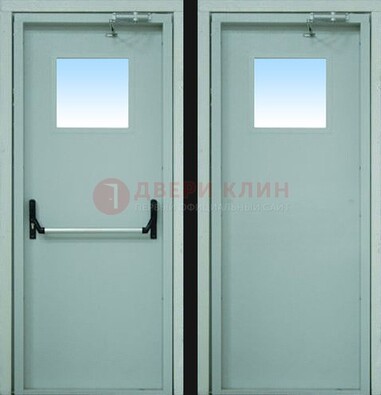 Серая металлическая противопожарная дверь со стеклянной вставкой ДПП-3 в Омске