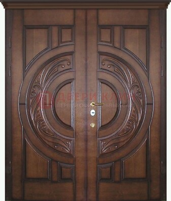 Утепленная коричневая стальная парадная дверь ДПР-51 в Омске