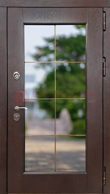 Коричневая стальная дверь со стеклом ДС-19 в Омске