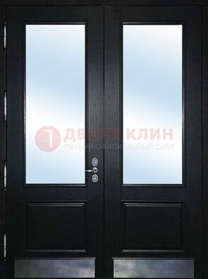 Черная двухстворчатая металлическая дверь со стеклом ДС-25 в Омске