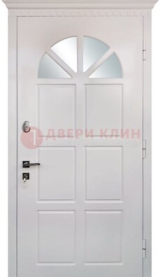 Светлая железная дверь со стеклом ДС-29 в Омске