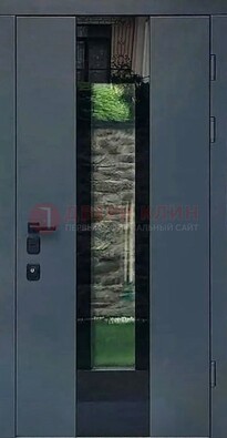 Современная дверь со стеклом для коттеджа ДС-40 в Омске
