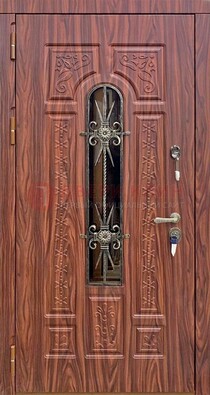 Одностворчатая железная дверь со стеклом и ковкой ДСК-126 в Лыткарино