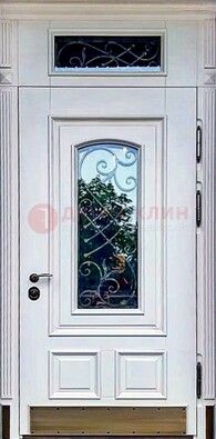 Металлическая дверь со стеклом и ковкой в белом цвете ДСК-148 в Раменском
