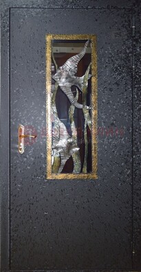 Металлическая дверь со стеклом и ковкой ДСК-82 для крыльца в Омске