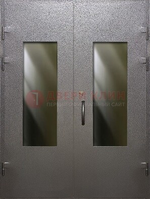 Серая тамбурная дверь со стеклянными вставками ДТМ-8 в Омске