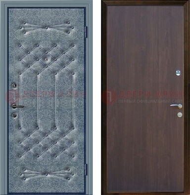 Серая металлическая дверь с винилискожей ДВ-35 в Омске