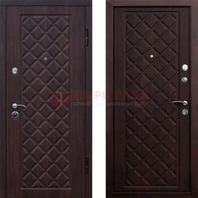Коричневая металлическая дверь с МДФ с двух сторон ДМ-1555 в Сургуте