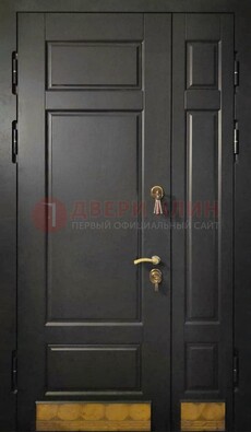 Черная полуторная железная дверь для частного дома ПЛ-2 в Омске